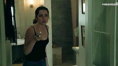 Ana de Armas nude in Deep Water
