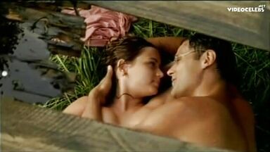 Ana de Armas sexy in El Eden Perdido