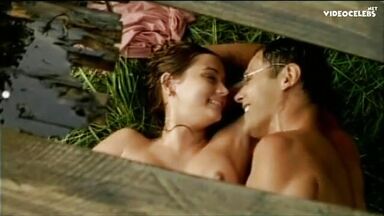 Ana de Armas sexy in El Eden Perdido