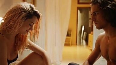 Ana de Armas nude in Por Un Punado De Besos
