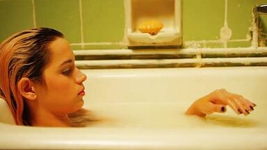 Ana de Armas nude in Por Un Punado De Besos