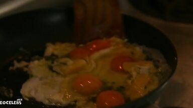 Ana de Armas nude in Sergio (2020)