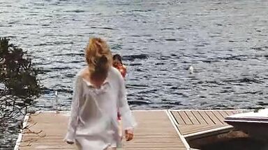 Elizabeth Olsen sex in Martha Marcy May Marlene