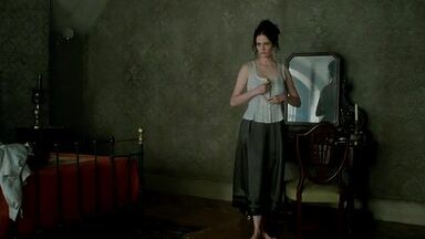 Eva Green hot in Penny Dreadful