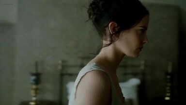 Eva Green hot in Penny Dreadful