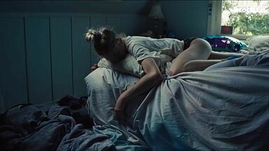 Hunter Schafer sexy in Euphoria (continuation)