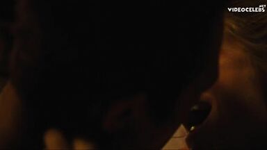 Hunter Schafer sexy in Euphoria (continuation)