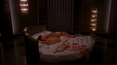 Lady Gaga fucks in her favorite position in a jacuzzi