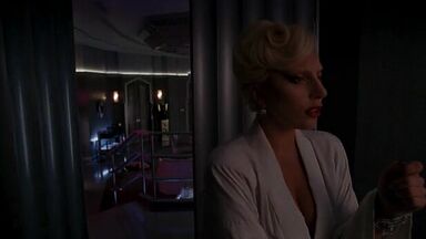 Lady Gaga fucks in her favorite position in a jacuzzi