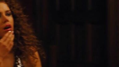 Jennifer Lawrence sex in American Hustle