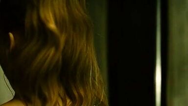 Jennifer Lawrence prisoner in House at the End of the Street