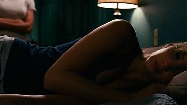 Jennifer Lawrence prisoner in House at the End of the Street