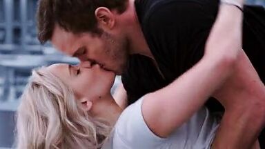 Passengers sex scenes