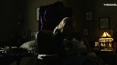 Hot scene with Dakota Fanning is incredible