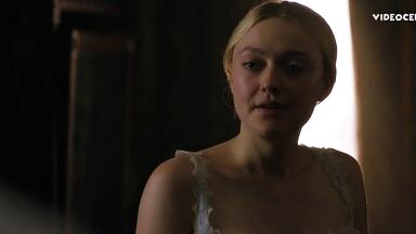Hot scene with Dakota Fanning is incredible