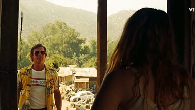 Dakota Fanning Margaret Qualley sexy moment