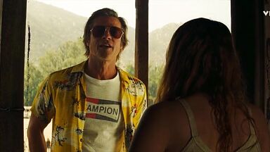 Dakota Fanning Margaret Qualley sexy moment