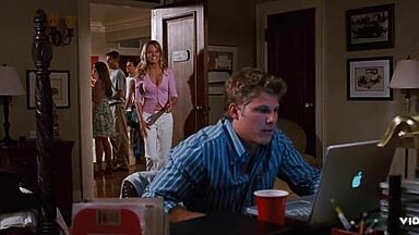 Pool party with the blondes