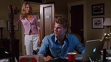 Pool party with the blondes