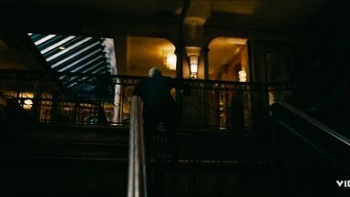 Ana de Armas and James Bond have an explosive date