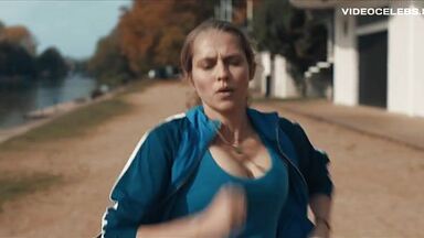 Teresa Palmer take a shower and run
