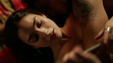 Super sex game between the two hotties