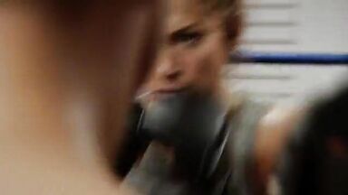 Jennifer Lopez sex in Shades of Blue