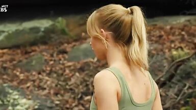 Sydney Sweeney and Glen Powell sex under the shower