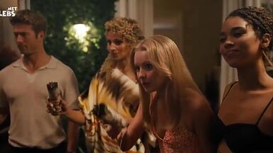 Sydney Sweeney and Glen Powell sex under the shower