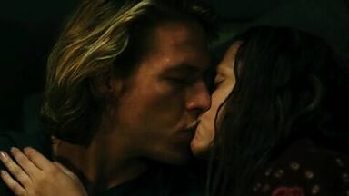 Teresa Palmer sexy in Point Break