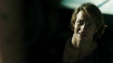 Teresa Palmer sexy in Point Break