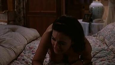 Monica Bellucci nude in L’ultimo capodanno