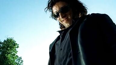 Monica Bellucci sexy in Dobermann (1997)