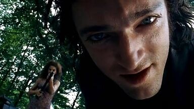 Monica Bellucci sexy in Dobermann (1997)