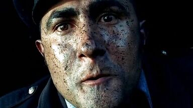 Monica Bellucci sexy in Dobermann (1997)