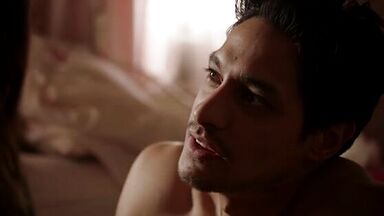 Melissa Barrera nude in Vida