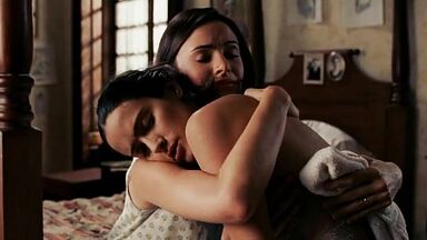 Salma Hayek nude in Frida