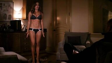 Jennifer Lopez sexy in Parker