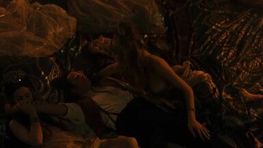 Monica Bellucci nude in Bram Stoker's Dracula