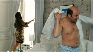 Monica Bellucci nude in Des gens qui s'embrassent (2013)