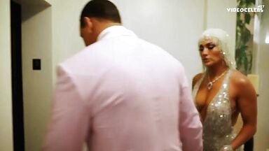 Jennifer Lopez sex in Fashion Moments