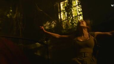 Jennifer Lopez sexy in The Mother