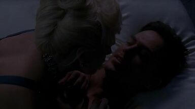 Lady Gaga sexy in American Horror Story