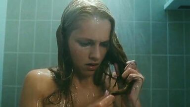 Teresa Palmer sexy in The Grudge 2