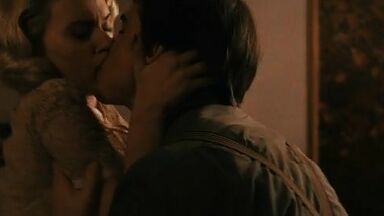 Scarlett Johansson sexy in The Black Dahlia (2006)