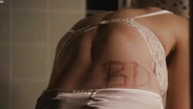 Scarlett Johansson sexy in The Black Dahlia (2006)