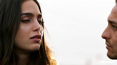 Mishel Prada sexy in Vida (2019)