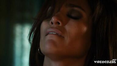 The Boy Next Door (2015) best scenes