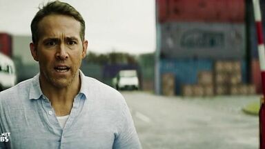 Salma Hayek sexy in The Hitman's Wife's Bodyguard (2021)