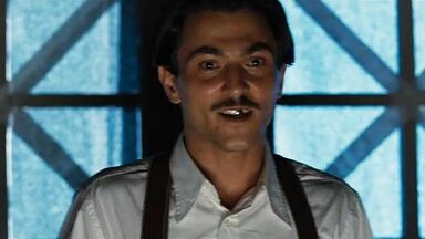 Monica Bellucci nude in Sanguepazzo